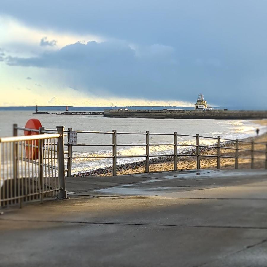 Shore Thing Beachfront Apartment Ramsgate - Sleeps 4 Екстер'єр фото